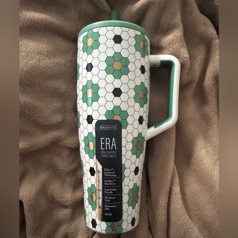 40 oz. Brumate ERA Green Ground Anthropologie